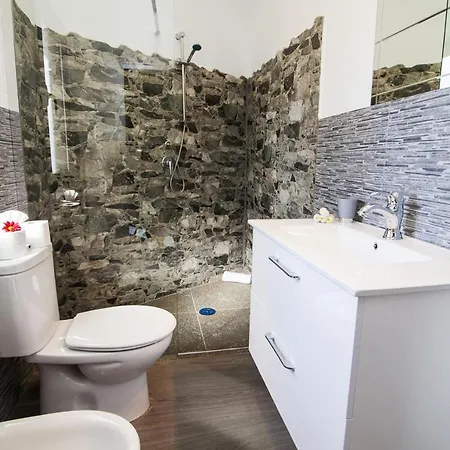 Apartamento Casa Annabella In Lella Oceanview And Poolside Poolview *