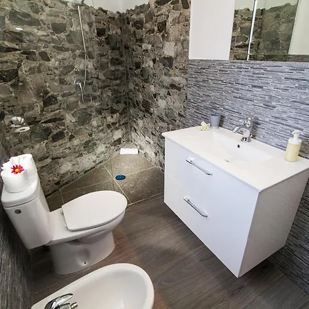 Casa Annabella In Lella Oceanview And Poolside Poolview Apartamento Adeje